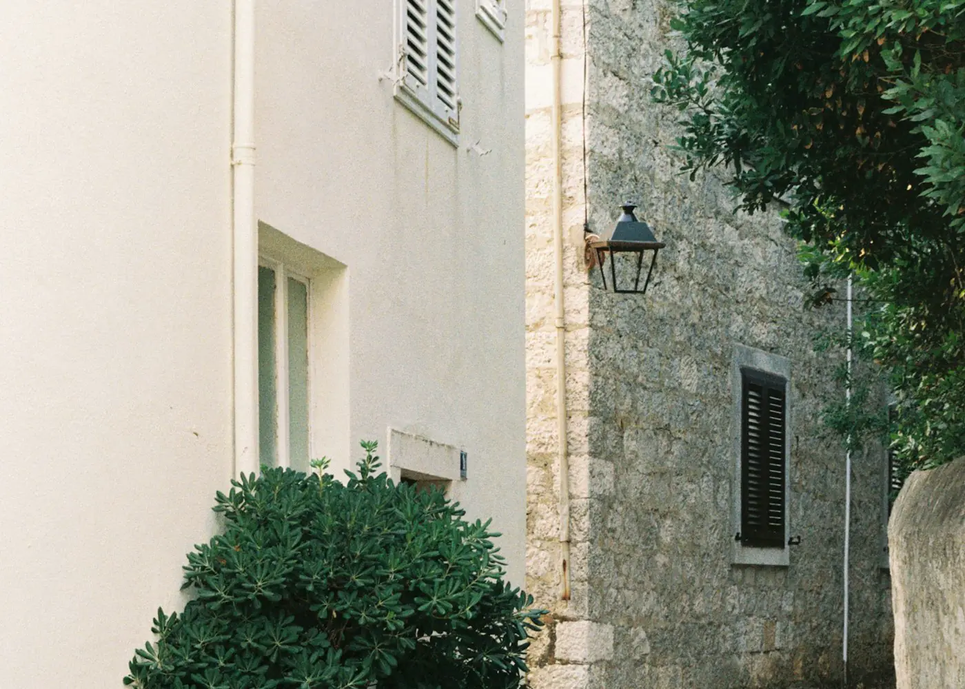 A quiet Mediterranean street